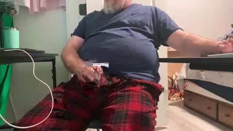 Snapshot of allergictochat chatting on 11.05.25 Allergictolove online show from 11.05.25