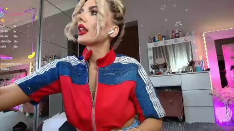 Snapshot of allesya23 chatting on 05.25.26 onlyfansallesya23 online show from 05.25.26