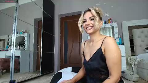Snapshot of allesya23 chatting on 06.23.26 onlyfansallesya23 online show from 06.23.26