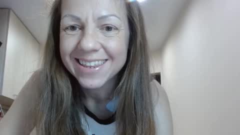 Snapshot of allexandraxxx chatting on 01.14.25 allexandraxxx online show from 01.14.25