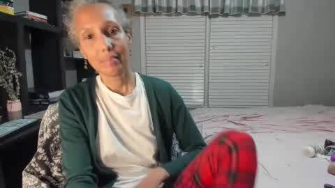 wishlist on bio online show from 01.23.25