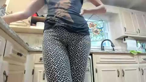 wishlist on bio online show from 01.27.25