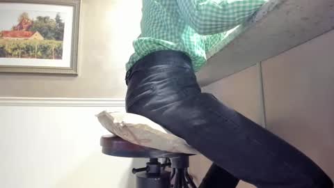 wishlist on bio online show from 09.09.25