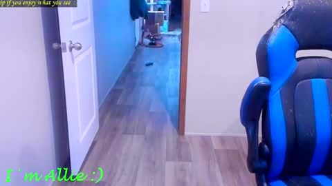 Allie online show from 02.22.25