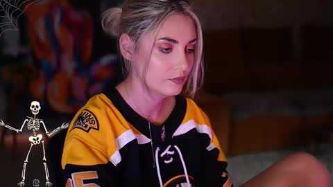 Allie online show from 10.23.25