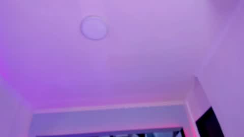 Snapshot of allijadid chatting on 02.18.25 online show from 02.18.25