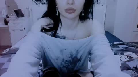 Snapshot of allisondeetz chatting on 05.01.26 Alis online show from 05.01.26