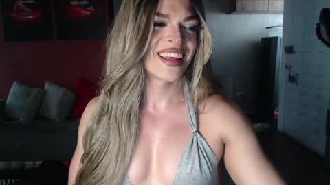 Snapshot of allisonfit chatting on 04.30.26 Allison Victoria online show from 04.30.26