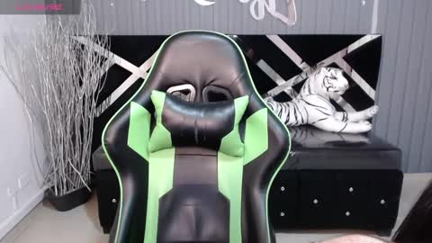 Allisson online show from 01.22.25