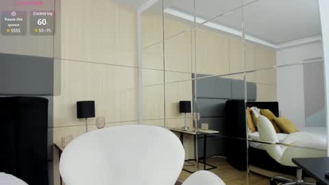 Allisson online show from 01.14.25