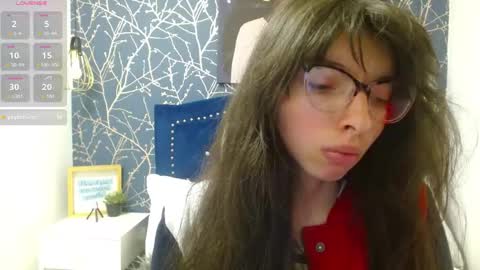 Snapshot of alllyson_ chatting on 06.05.26 alison online show from 06.05.26