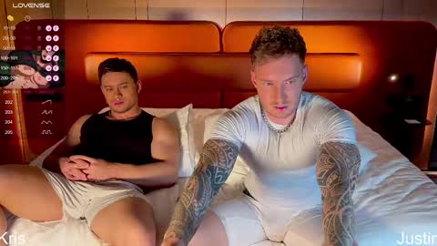 Snapshot of alltimehorny19 chatting on 10.10.25 Justin online show from 10.10.25