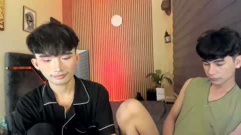 Snapshot of alluring_alpha chatting on 10.21.25 kim and josh online show from 10.21.25