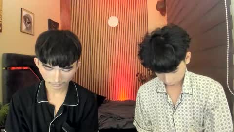 Snapshot of alluring_alpha chatting on 10.29.25 kim and josh online show from 10.29.25