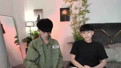 Snapshot of alluring_alpha chatting on 02.26.26 kim and josh online show from 02.26.26