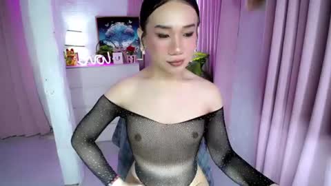 Snapshot of alluring_mj chatting on 06.23.26 mj online show from 06.23.26