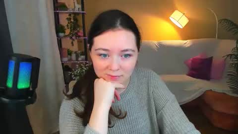 alluringeyess online show from 10.22.25