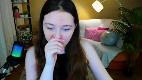 Snapshot of alluringeyess chatting on 01.19.26 alluringeyess online show from 01.19.26