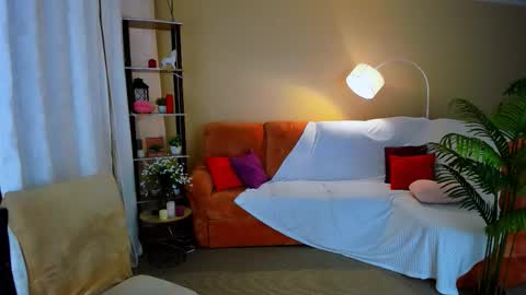 Snapshot of alluringeyess chatting on 02.20.26 alluringeyess online show from 02.20.26