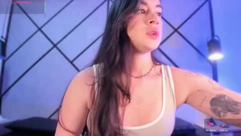 Snapshot of ally_addams chatting on 10.25.25 Ally online show from 10.25.25