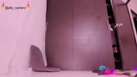 NEW VIDEOS IN MY PROFILE online show from 12.24.24