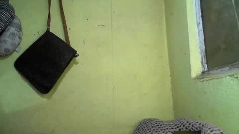Snapshot of allyam chatting on 05.21.26 allyam online show from 05.21.26
