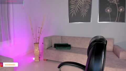 Snapshot of allyjensen chatting on 10.20.25 Alisson online show from 10.20.25