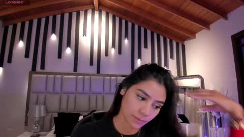 Snapshot of allyjensen chatting on 11.06.25 Alisson online show from 11.06.25