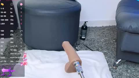 Snapshot of allymdo chatting on 11.04.25 allymdo online show from 11.04.25