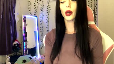 Ally Girl In Her Ally World online show from 12.05.24