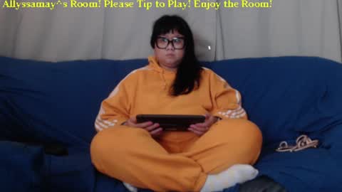 Allyssamay online show from 12.13.24