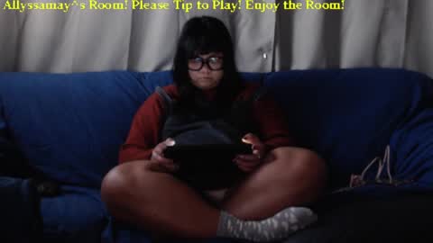 Allyssamay online show from 12.28.24