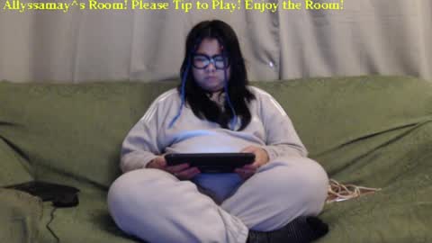Allyssamay online show from 01.05.25