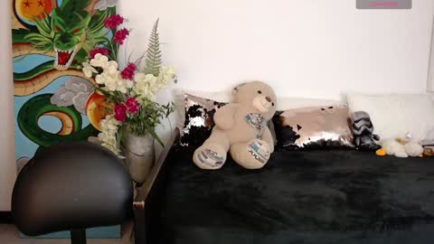 alma_art_ online show from 02.08.25