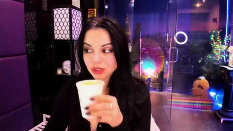 Alma online show from 02.15.25