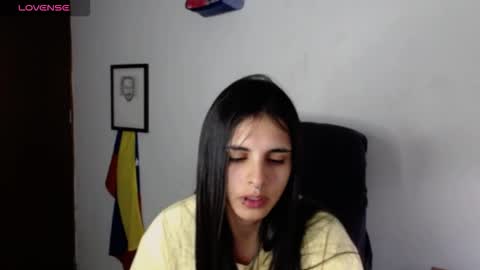 Snapshot of alma_sweet chatting on 10.03.25 Arhantxa online show from 10.03.25