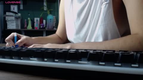 Snapshot of alma_sweet chatting on 10.06.25 Arhantxa online show from 10.06.25