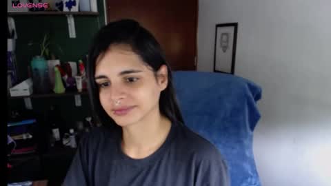 Snapshot of alma_sweet chatting on 10.24.25 Arhantxa online show from 10.24.25