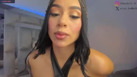 Snapshot of almabelle_ chatting on 05.16.26 ALMA BELLE online show from 05.16.26