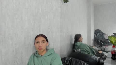 Santy online show from 09.24.25