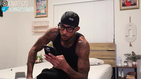 Snapshot of almightycnote chatting on 02.20.26 Almightycnote online show from 02.20.26