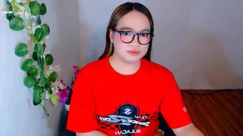 Almira online show from 11.28.25