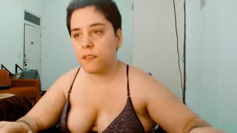 Almond online show from 01.11.26