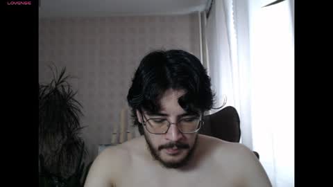 Snapshot of alone_at_homee chatting on 04.08.26 Alan online show from 04.08.26