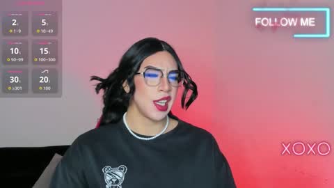 Hazel Bowie online show from 02.01.26