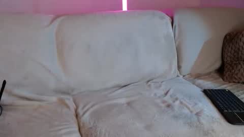 Alpha Jax online show from 10.10.25