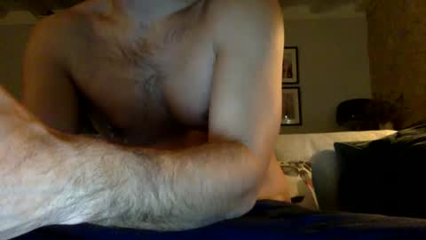 Snapshot of alpha_llbdx chatting on 12.04.24 LLBDX online show from 12.04.24