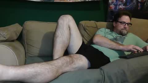 Snapshot of alphaacid1 chatting on 11.16.25 Alpha or Al online show from 11.16.25