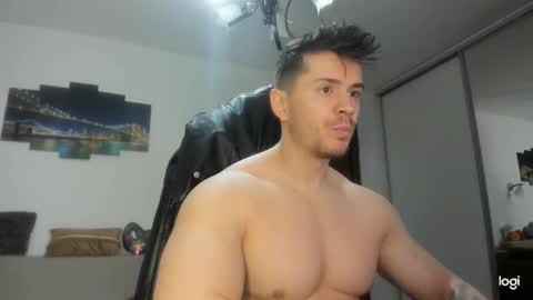 Snapshot of alphagodleatherking92 chatting on 12.05.24 LeatherMaster online show from 12.05.24