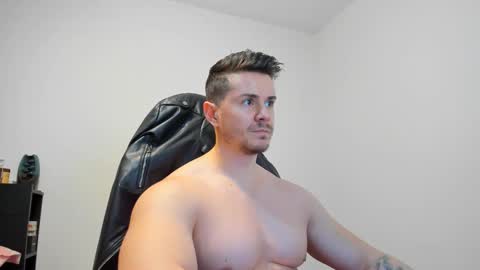 Snapshot of alphagodleatherking92 chatting on 12.27.24 LeatherMaster online show from 12.27.24